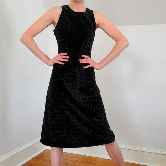 VINTAGE - La belle black velvet dress - Picture 4 of 9